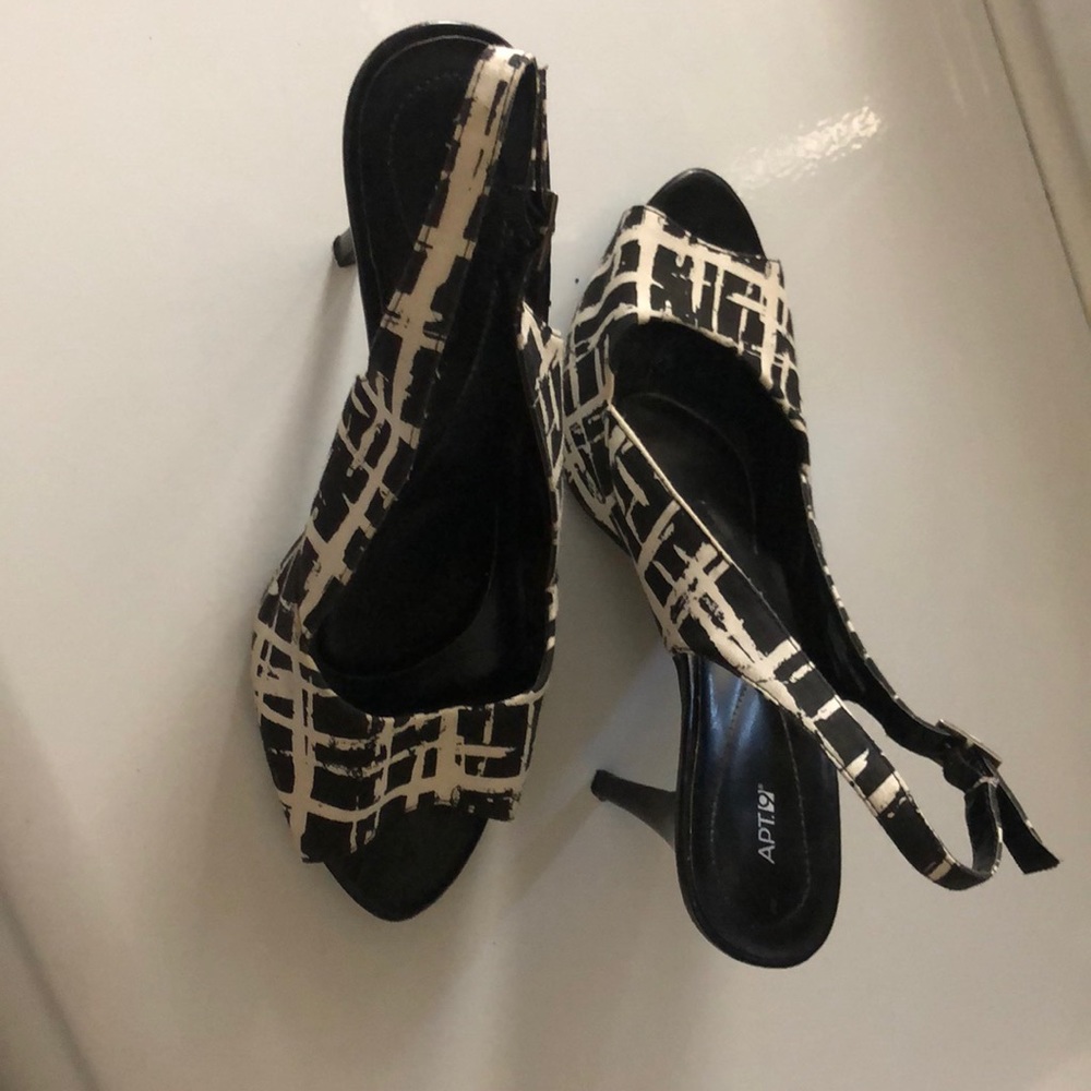 Apt 9 heels size 9